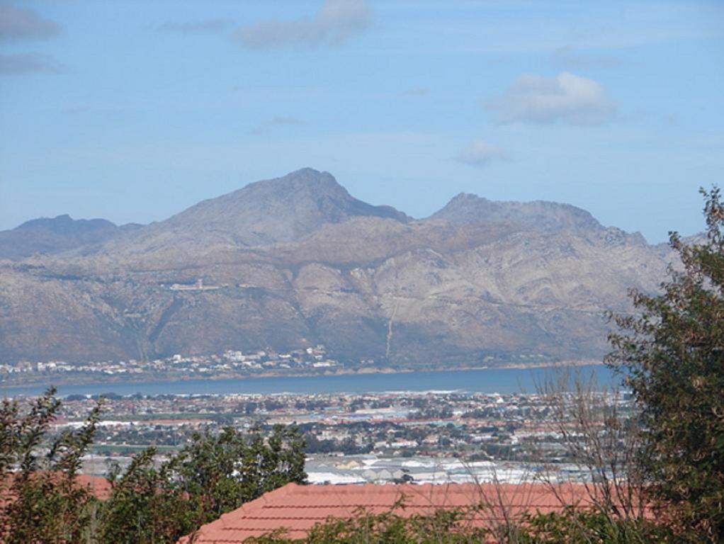 Bed and Breakfast Majorca House Somerset West Esterno foto